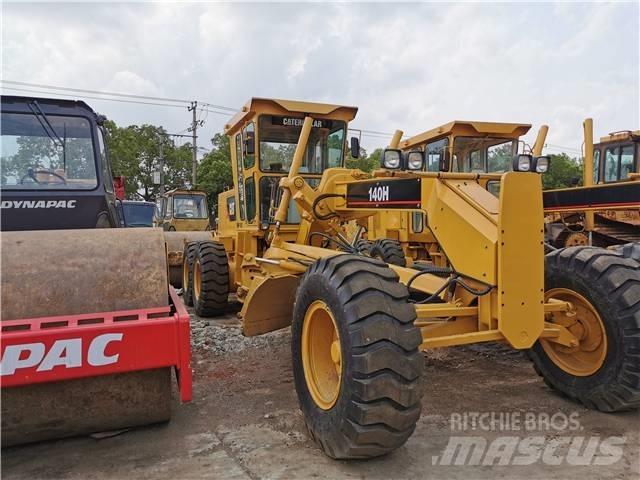 CAT 140 H Niveleuse
