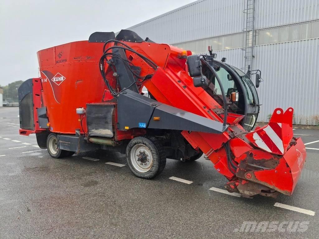 Kuhn SPV 14 Mélangeuse