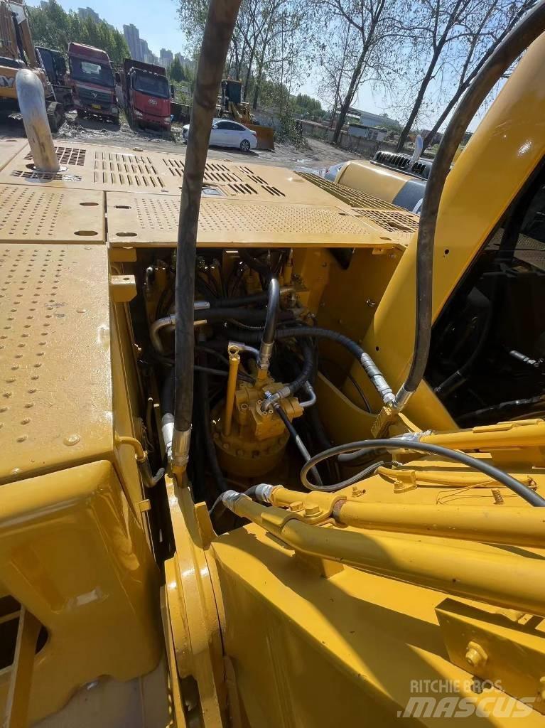 CAT 320 GC Pelle sur chenilles