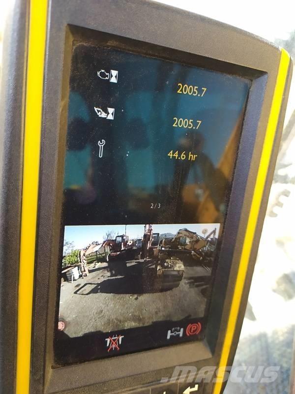 JCB JS 145 W Pelle sur pneus