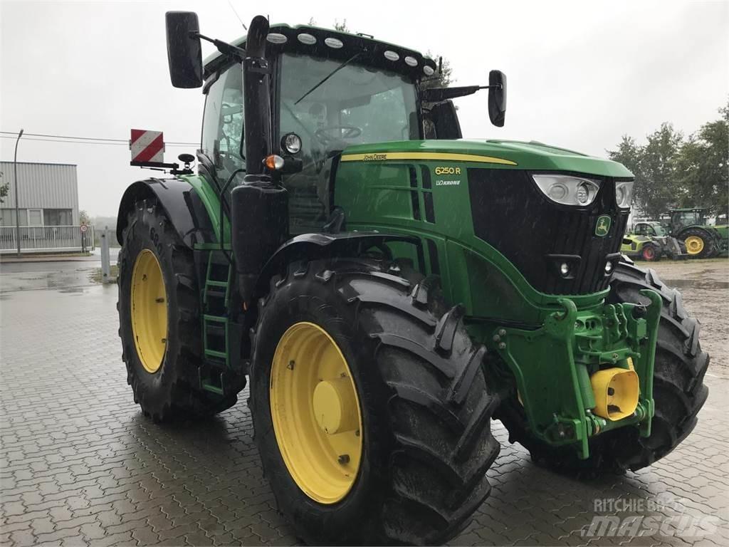 John Deere 6250R Tracteur
