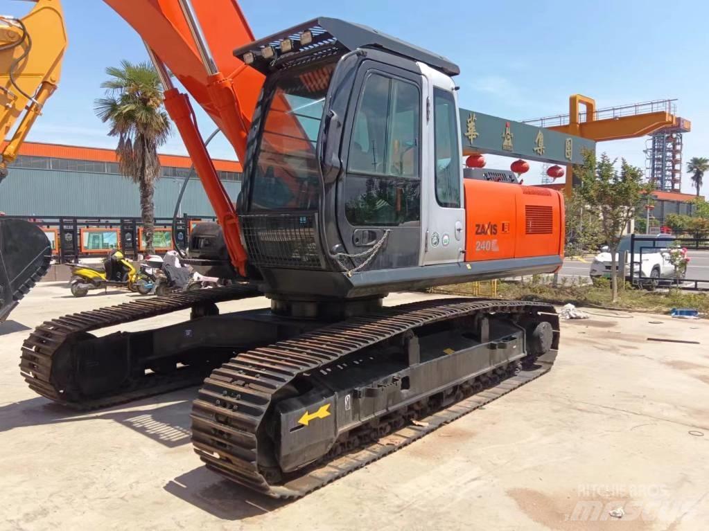 Hitachi ZX 240 Pelle sur chenilles