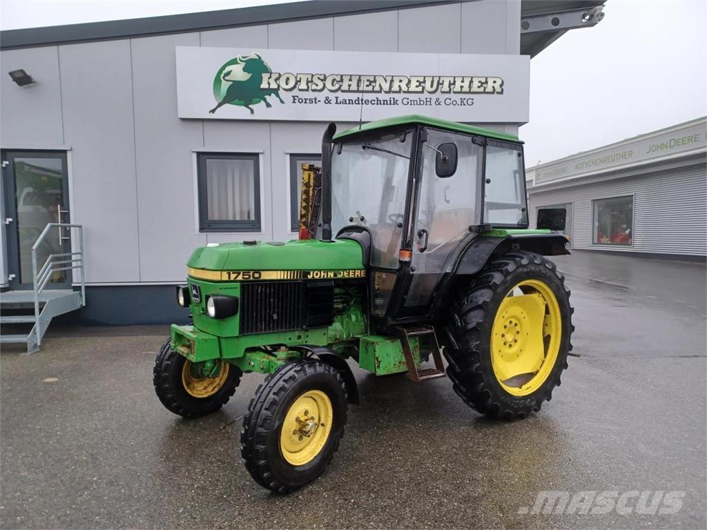John Deere 1750 Tracteur
