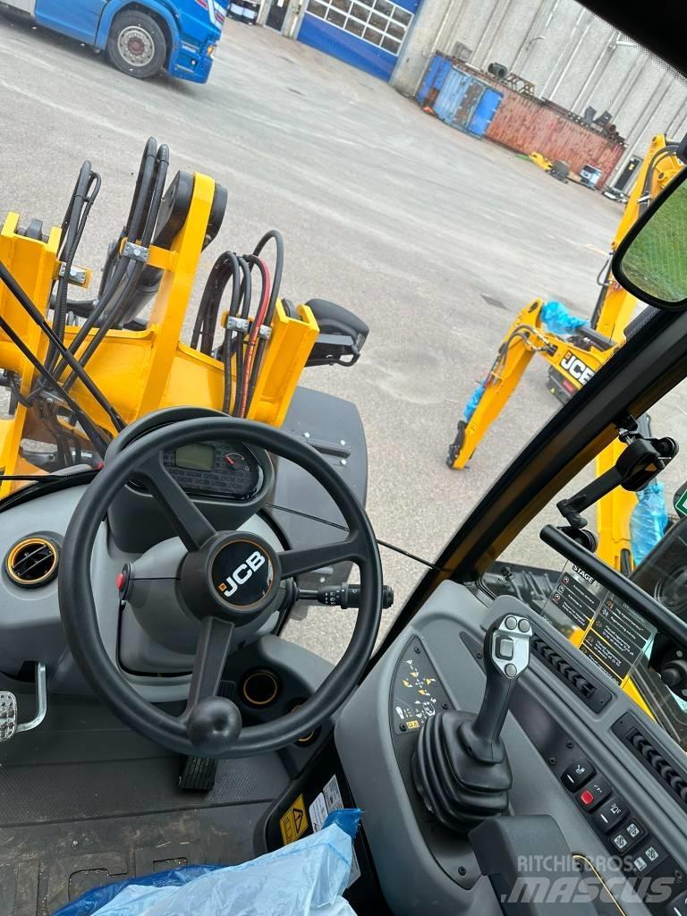 JCB 407 Chargeuse sur pneus