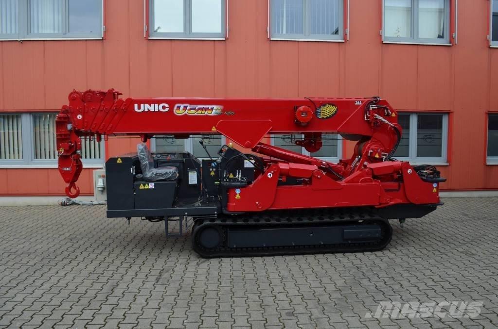 Unic URW-806 Mini grue