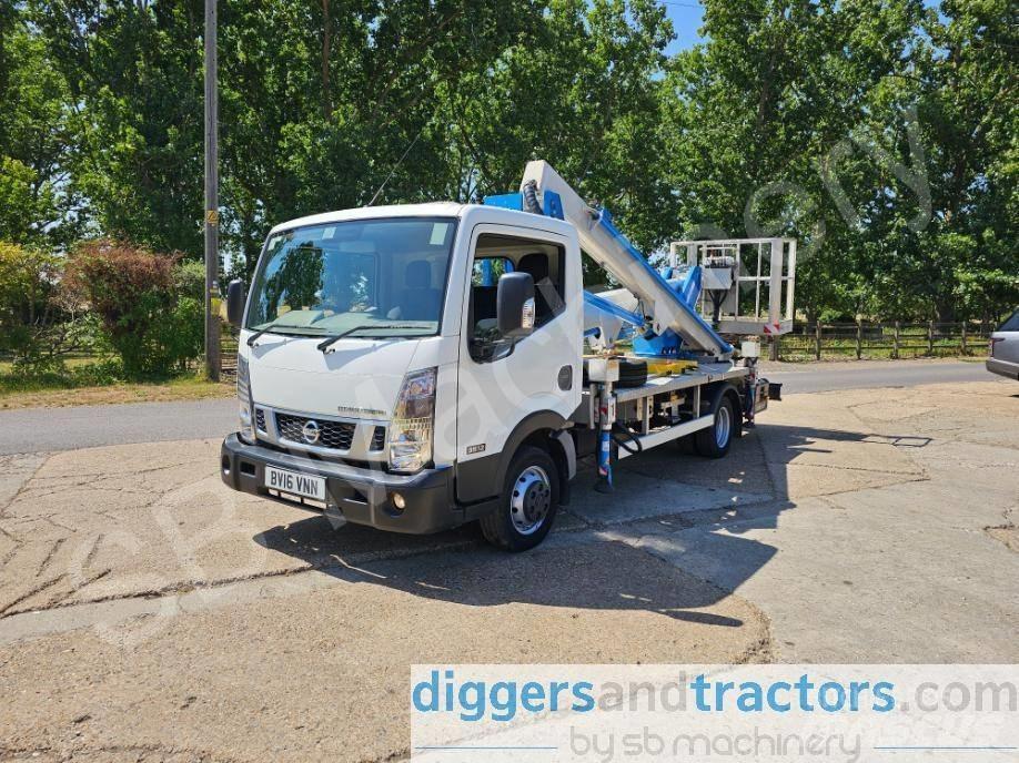 Nissan NT400 Camion nacelle