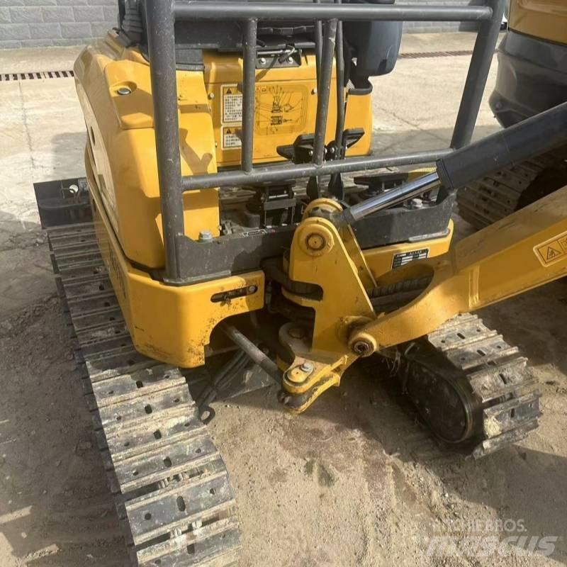 XCMG XE 17 U Pelle sur chenilles