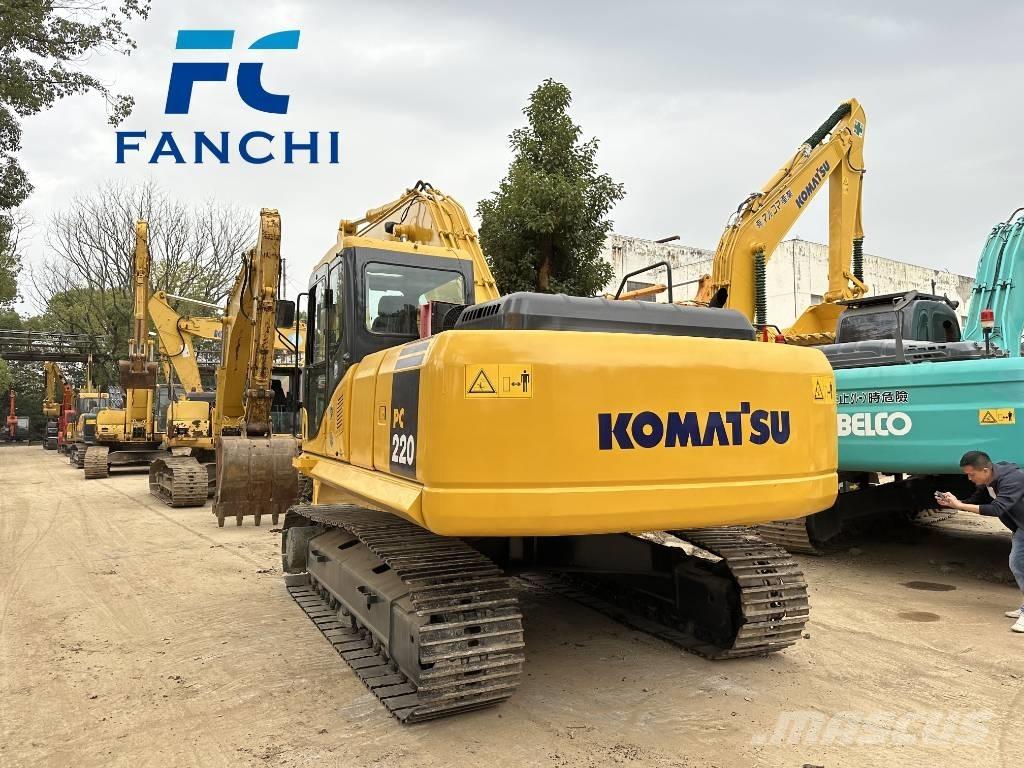 Komatsu PC 220 Pelle sur chenilles