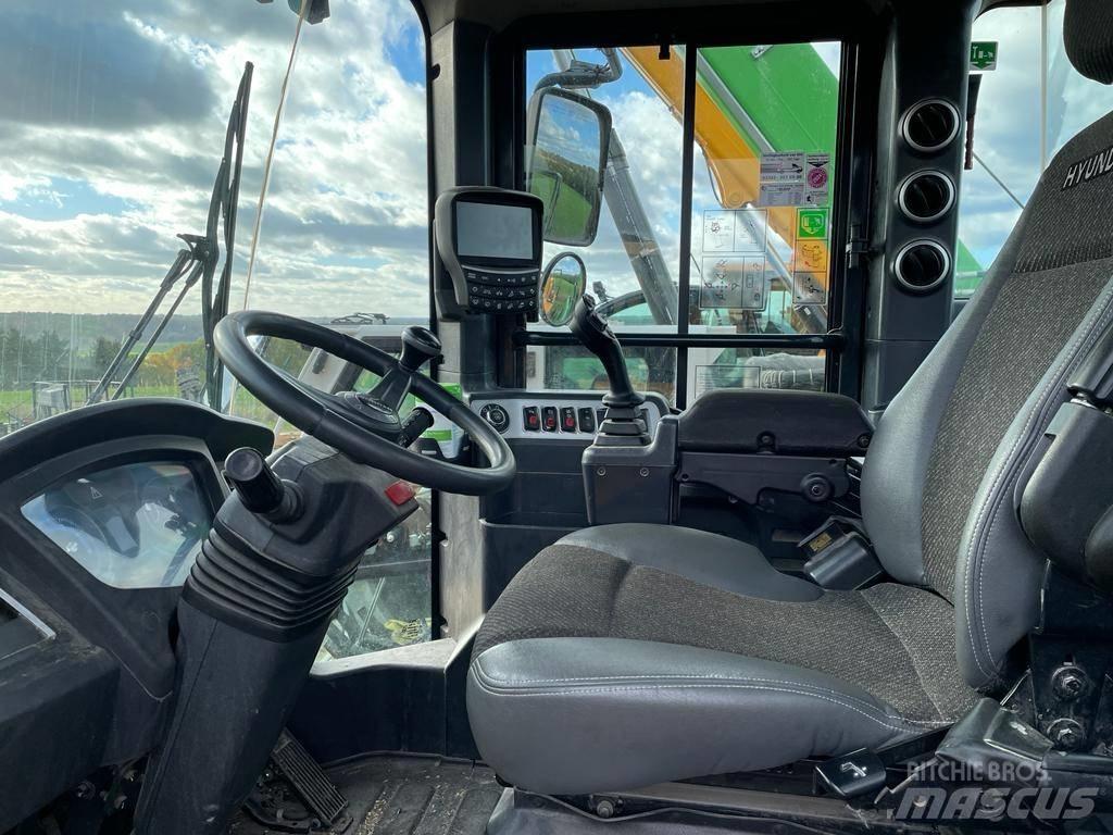 Hyundai HL 960 Chargeuse sur pneus