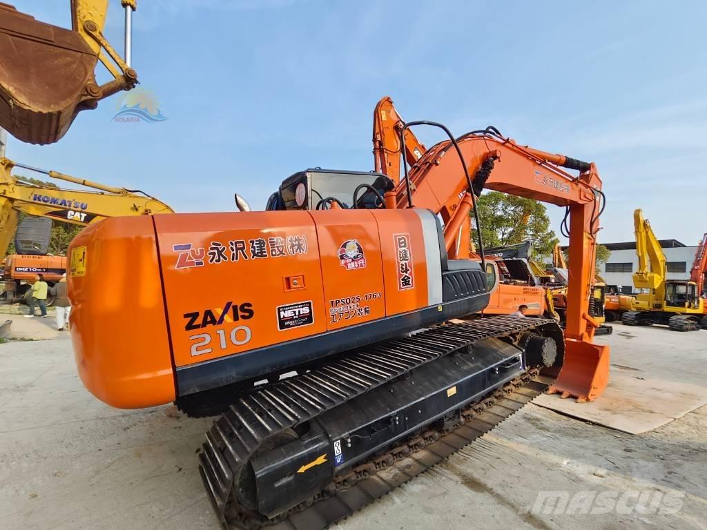 Hitachi ZX 210 Pelle sur chenilles