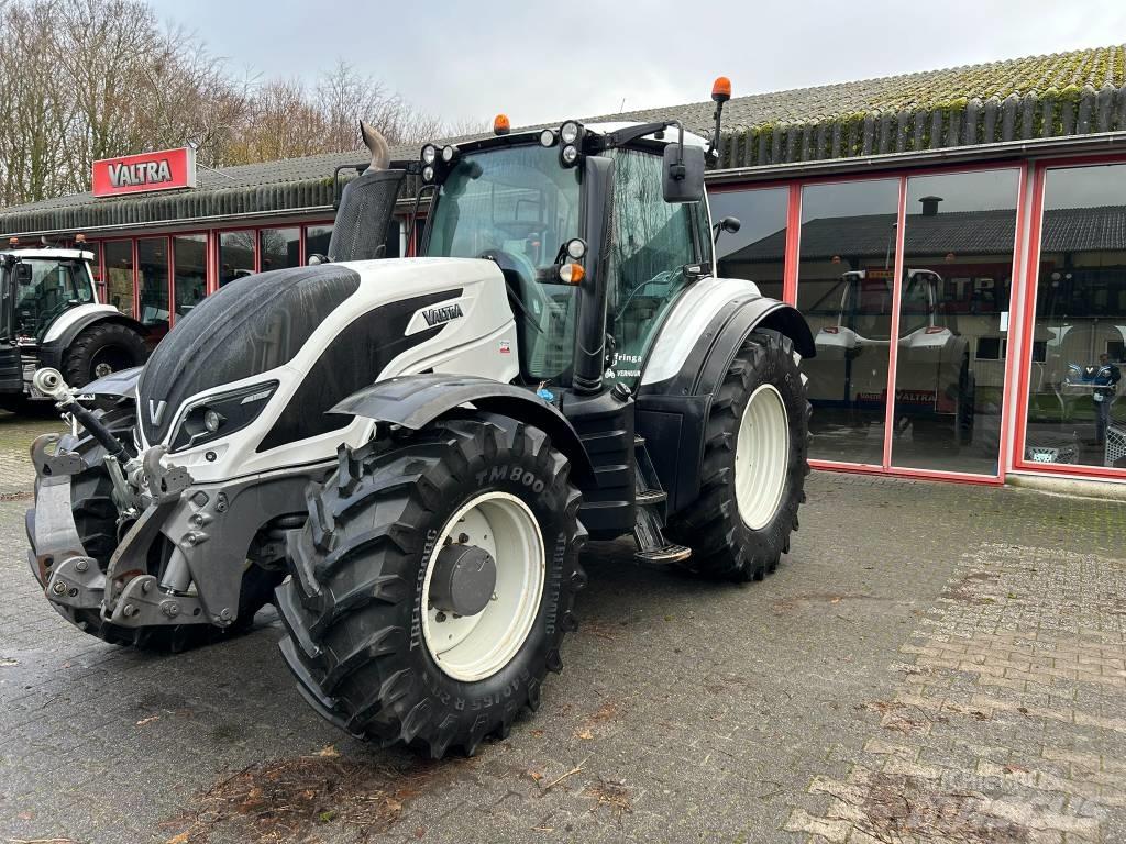 Valtra T154 Active Tracteur