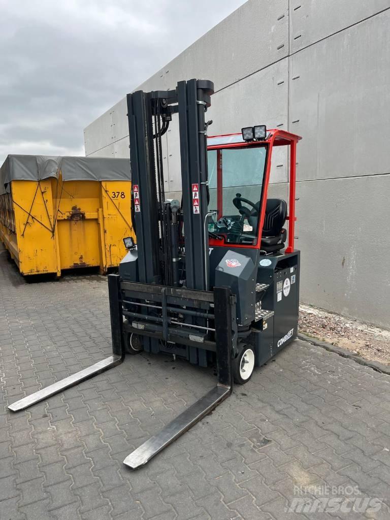 Combilift CBE3000 Chariot élévateur latéral