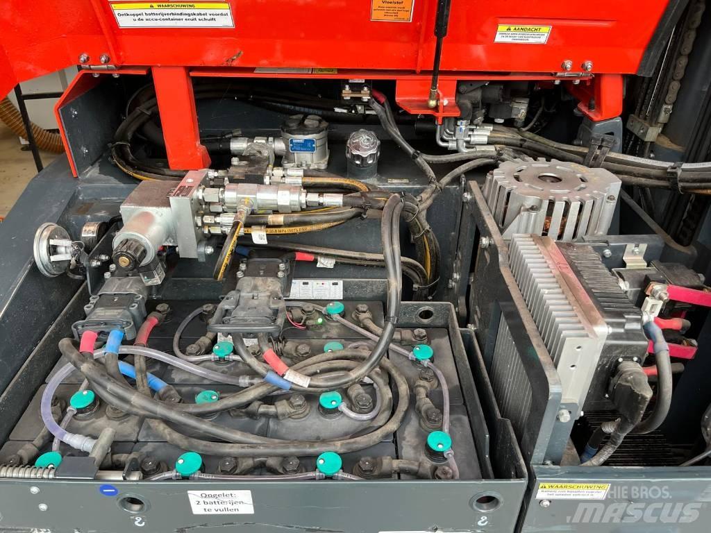 Combilift CBE3000 Chariot élévateur latéral