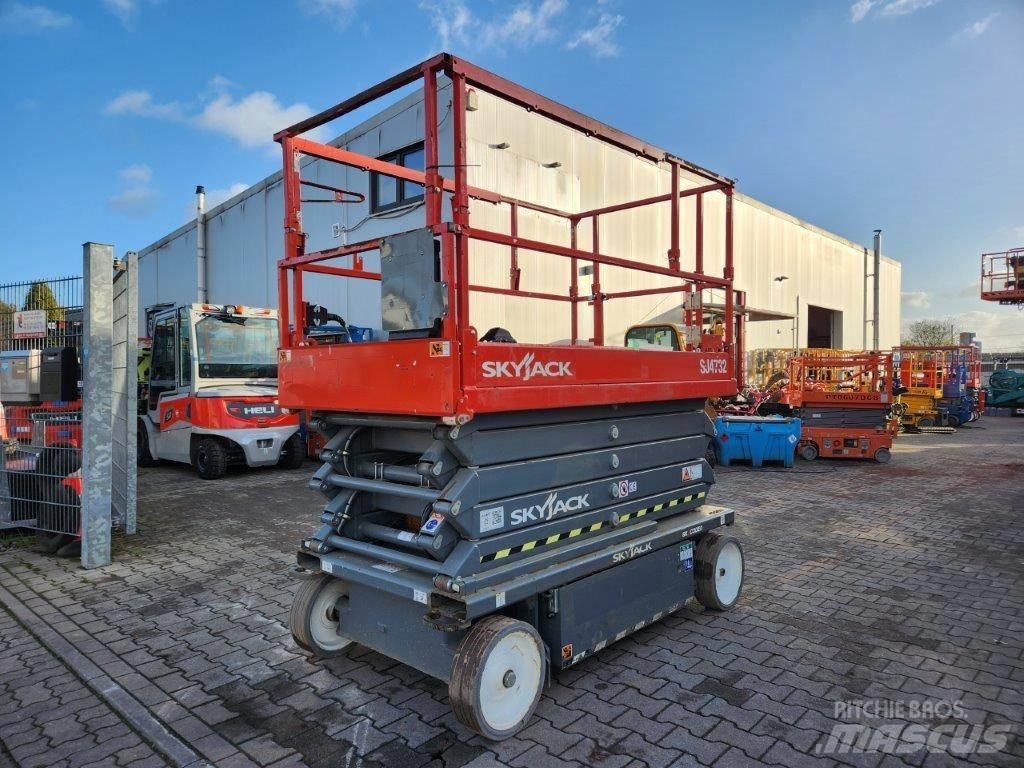 SkyJack SJ 4732 Nacelle ciseaux