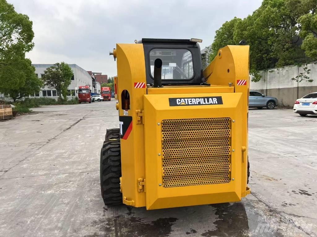 CAT 246 B Mini chargeuse