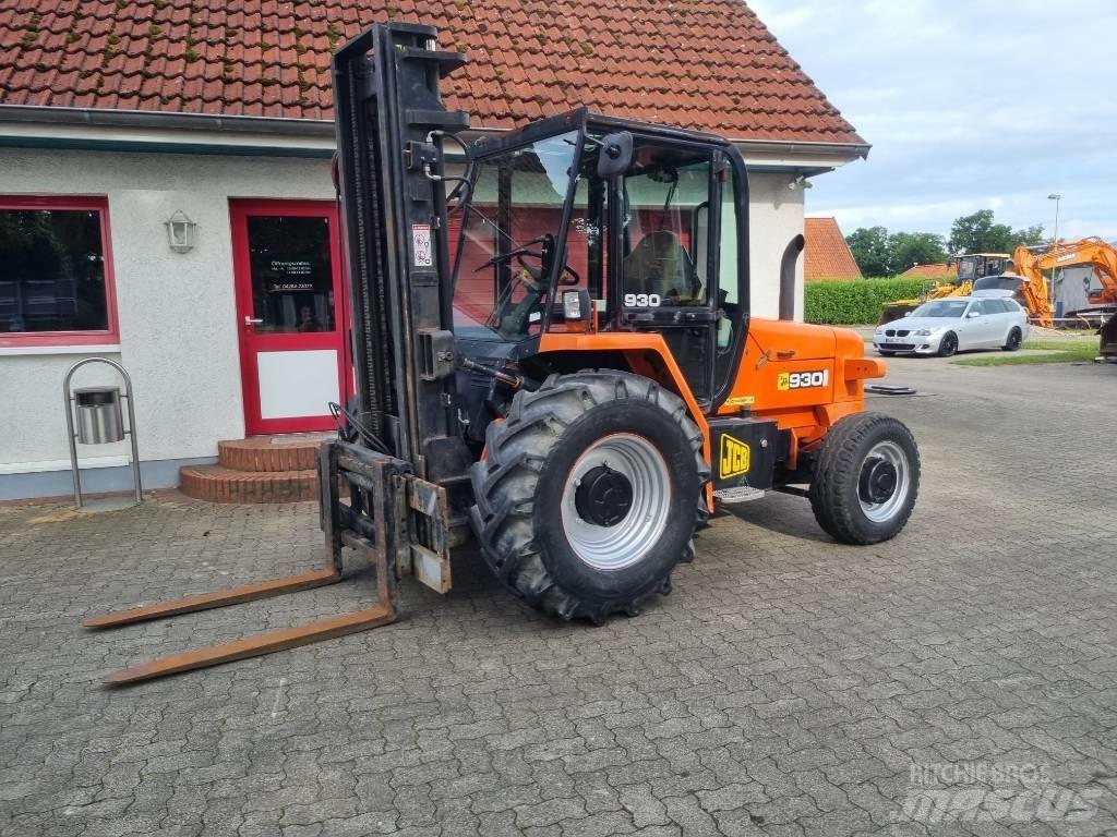 JCB 930-4 Chariot tout terrain