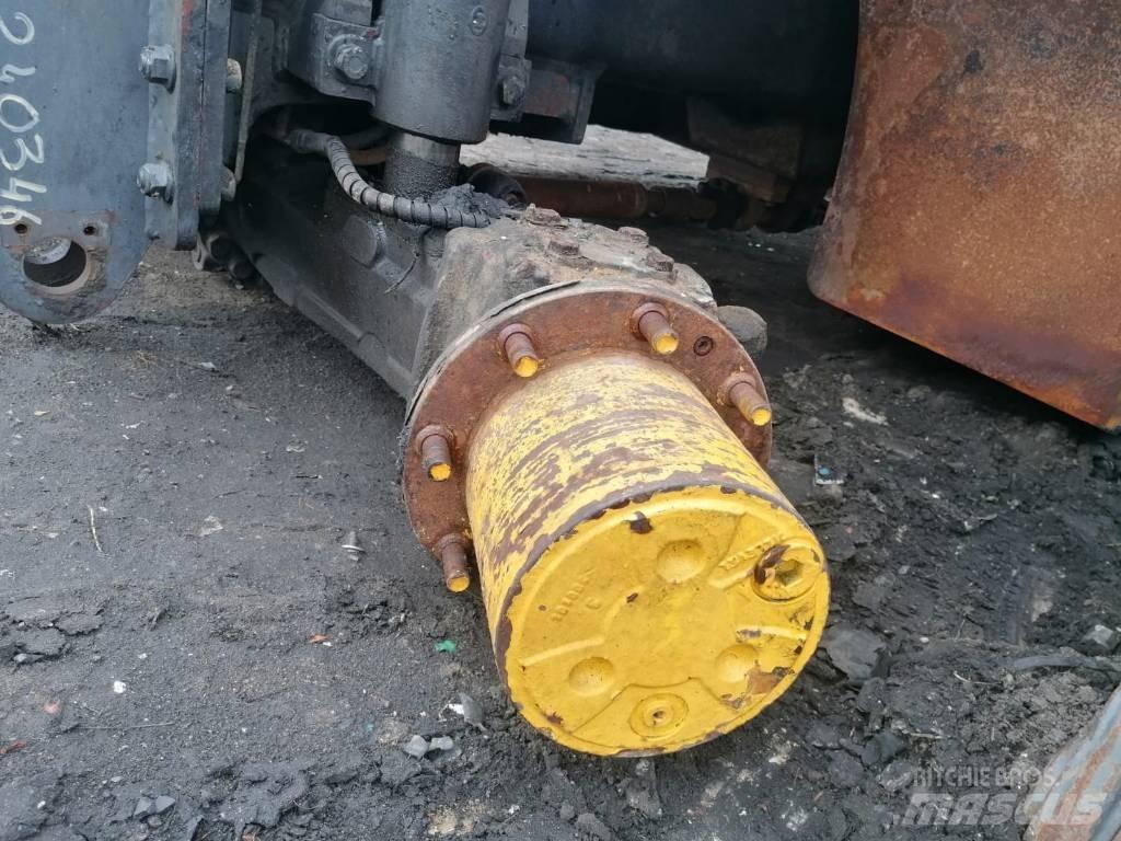 Volvo EW140 2002r Pelle sur pneus