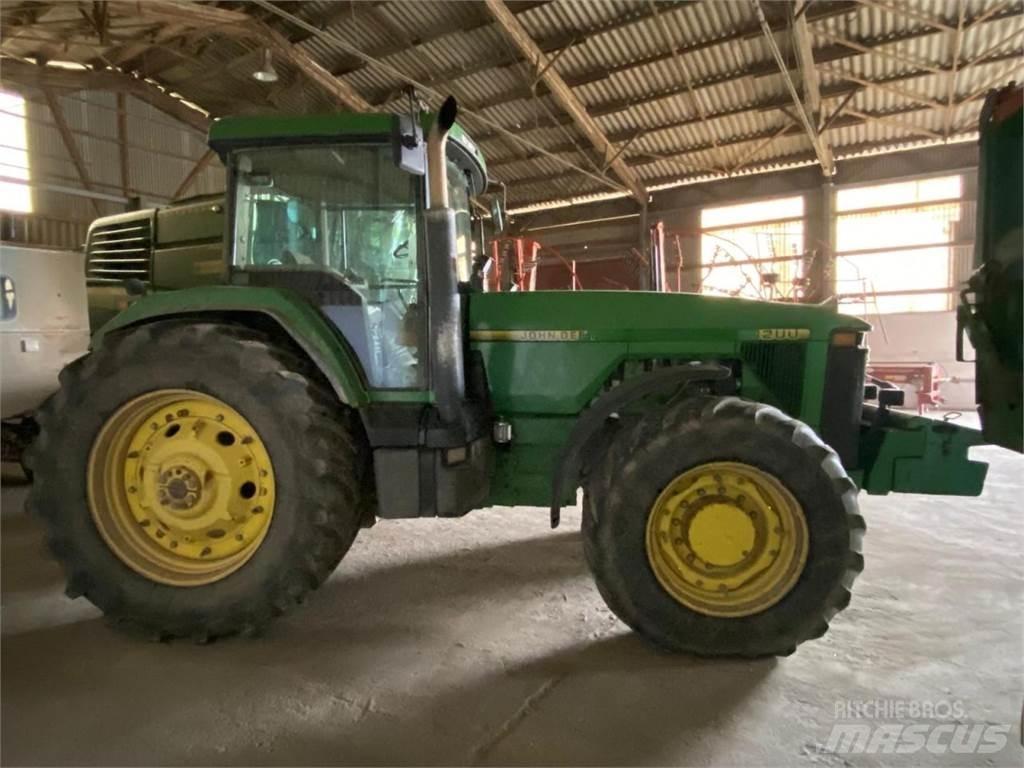 John Deere 8200 Tracteur