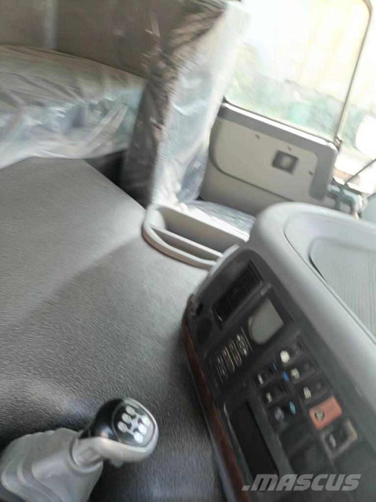 Howo 371 6x4 Camion benne