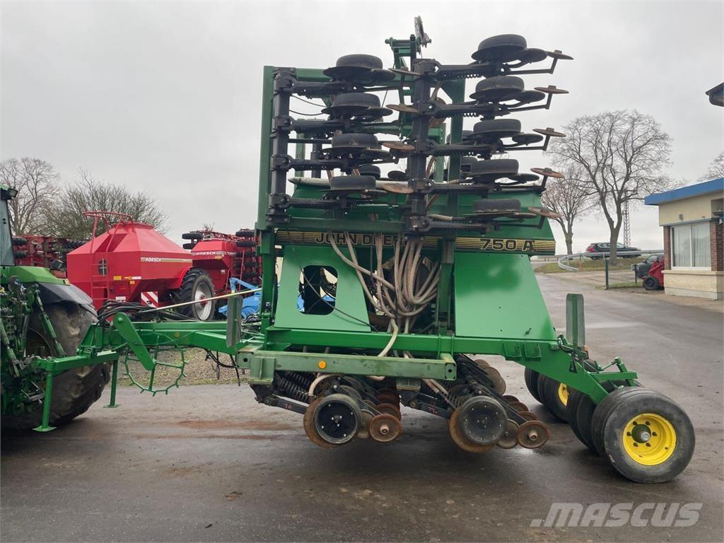 John Deere 750A 6m Semoir de précision
