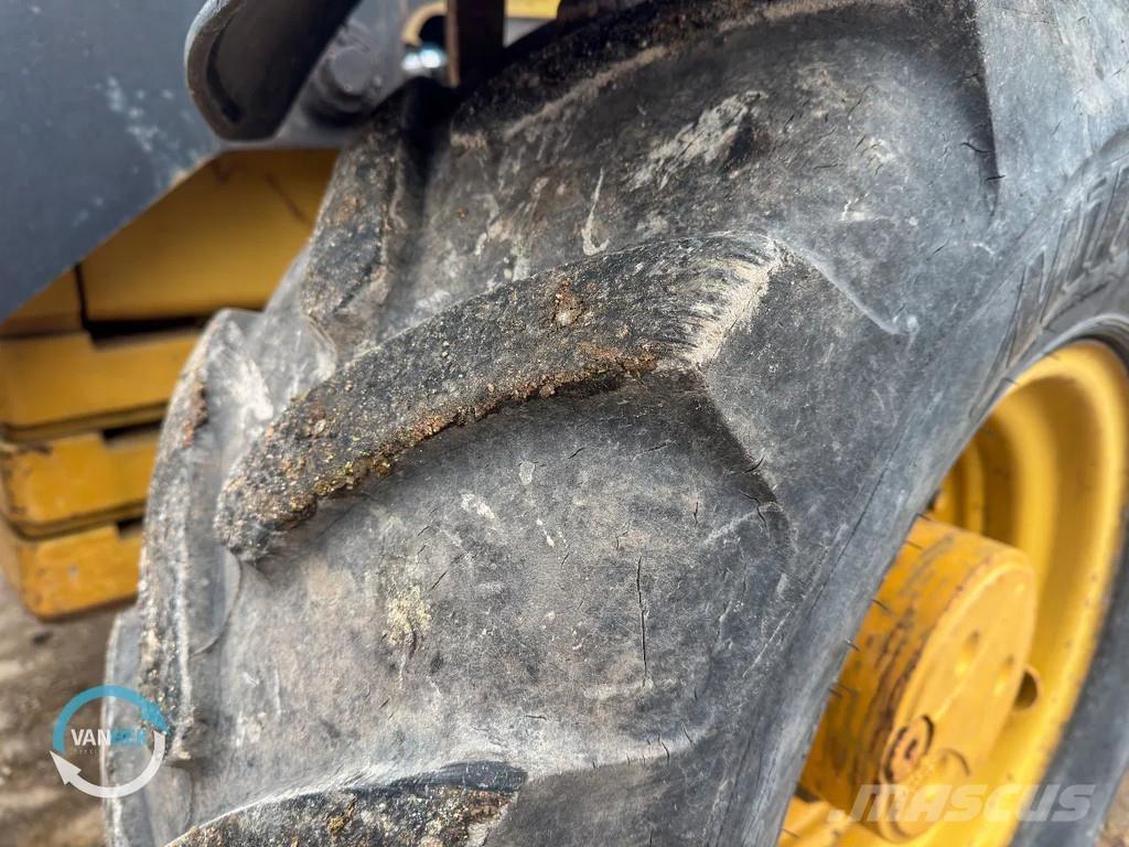 CAT 428C Tractopelle