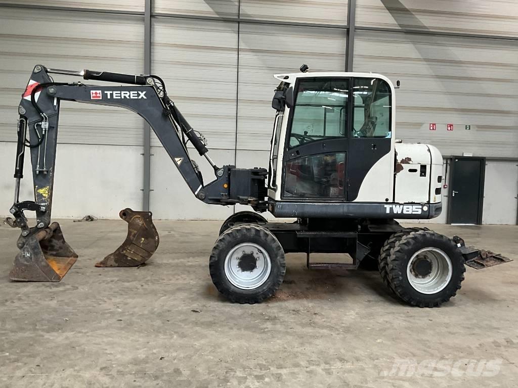 Terex TW 85 Pelle sur pneus