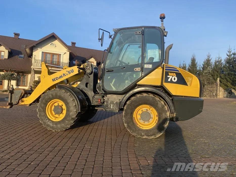 Komatsu WA 70-6 Chargeuse sur pneus