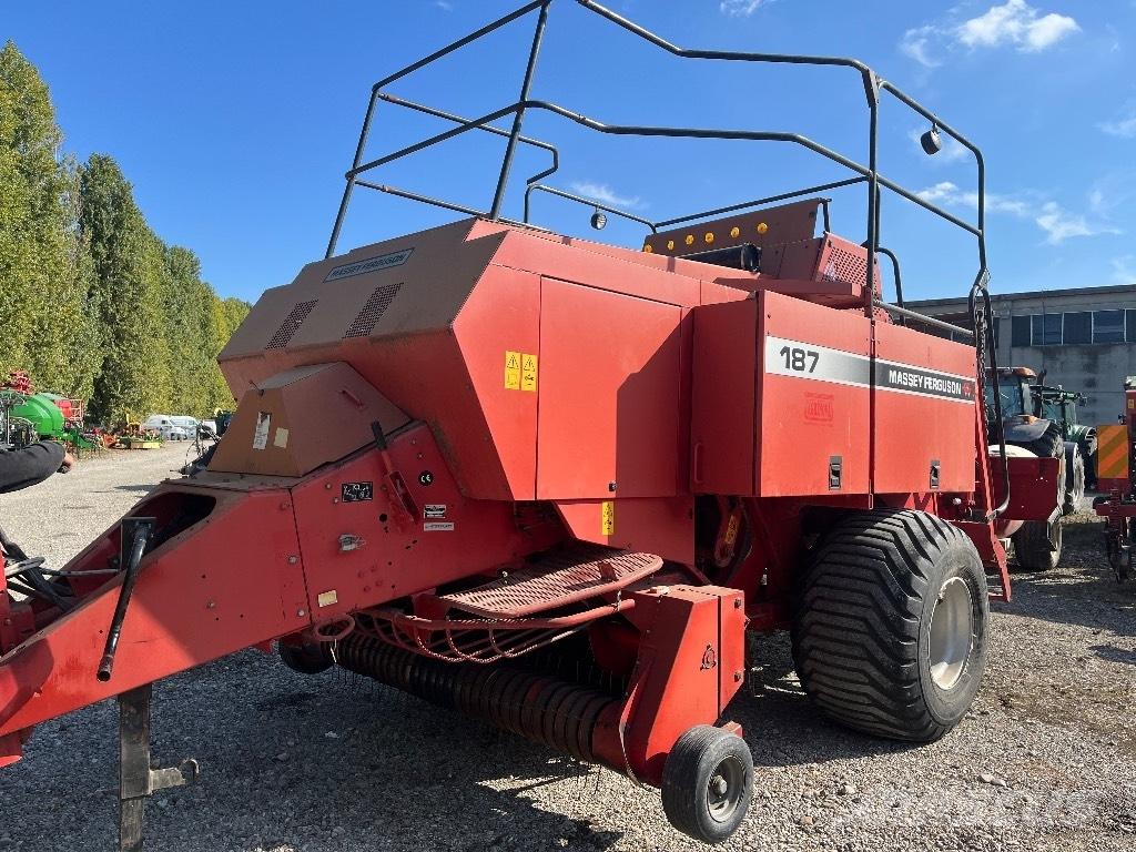 Massey Ferguson 187 Presse cubique