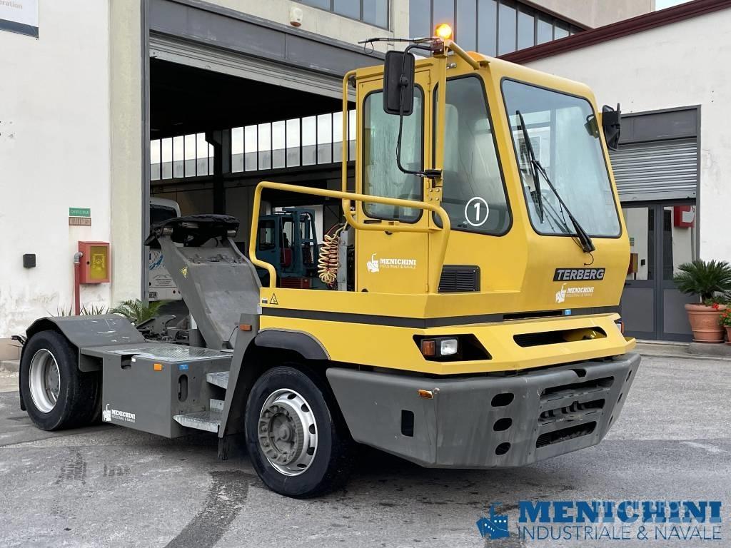 Terberg YT182 Tracteur de manœuvre