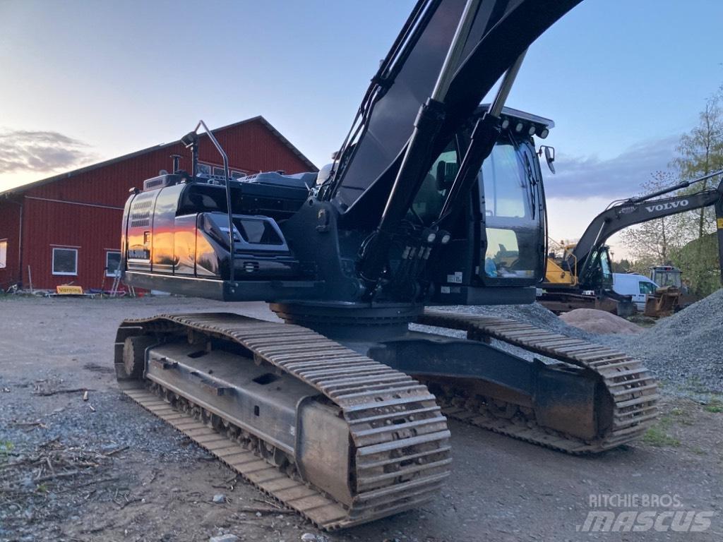 Kobelco SK 300 LC Pelle sur chenilles