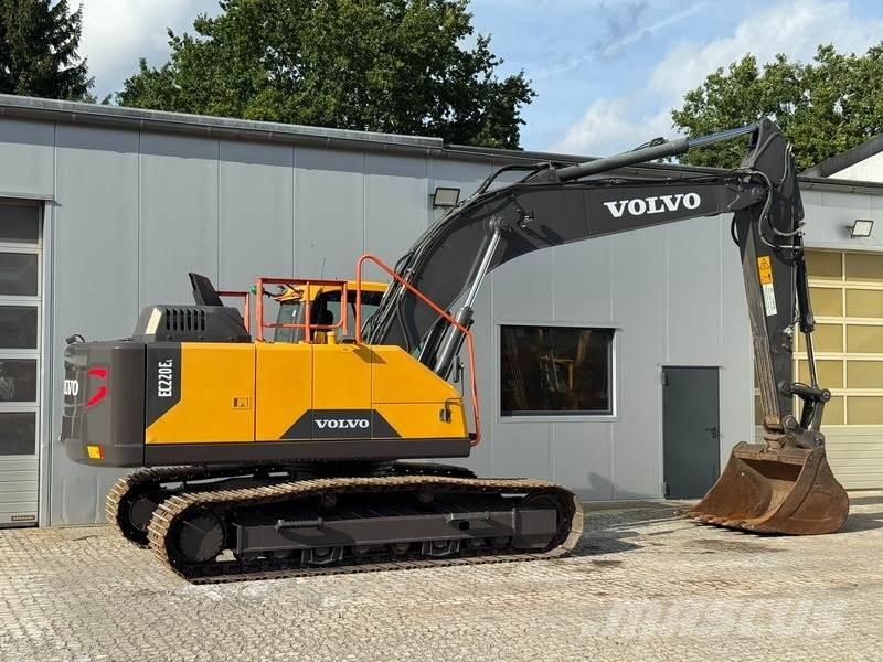 Volvo EC 220 EL Pelle sur chenilles