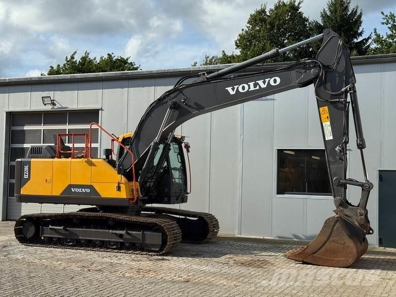 Volvo EC 220 EL Pelle sur chenilles