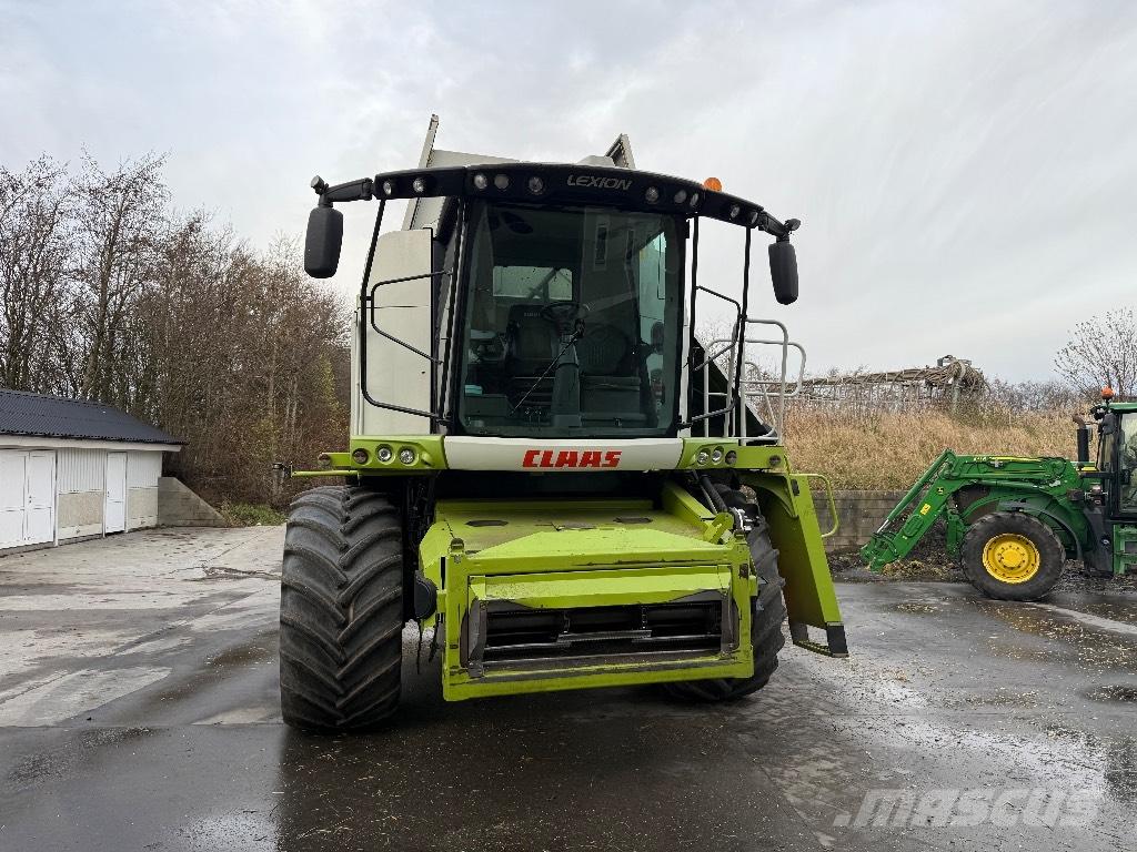 CLAAS Lexion 760 Moissonneuse batteuse