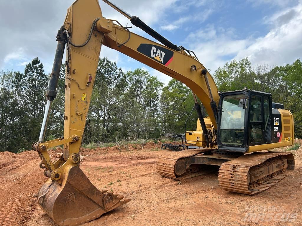 CAT 323FL Pelle sur chenilles