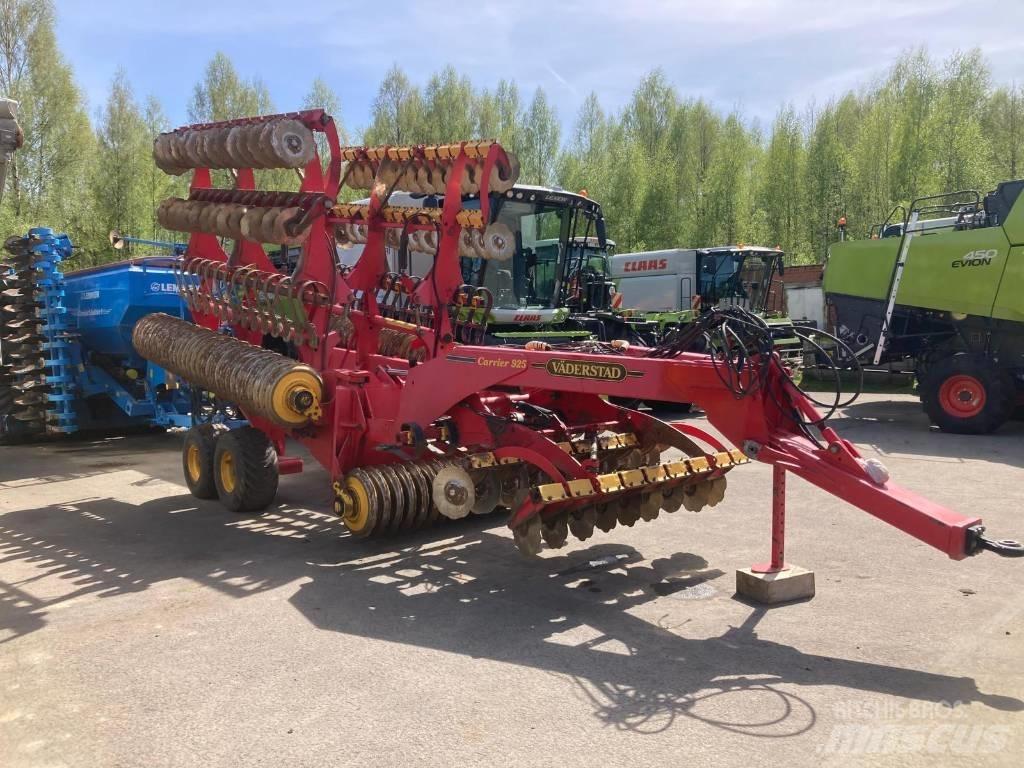 Väderstad Carrier925 Crover crop