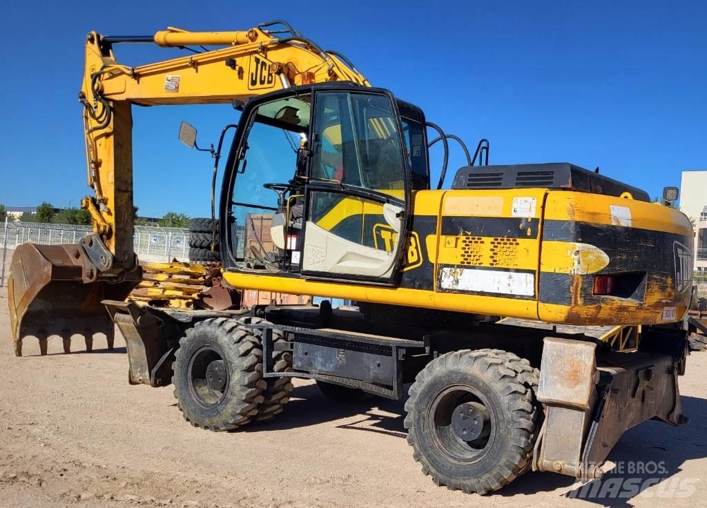 JCB JS 200 W Pelle sur pneus