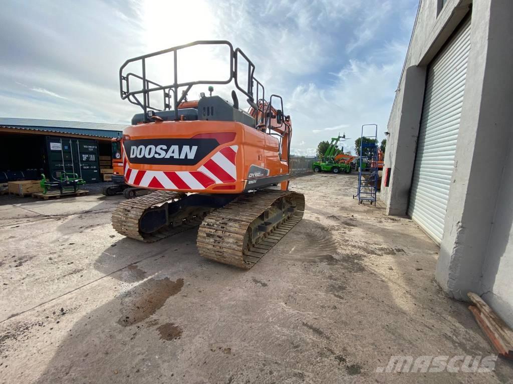 Doosan DX 160 LC Pelle sur chenilles