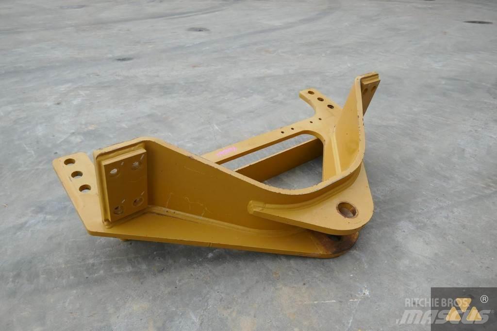 CAT 140M3 Drawbar Transport - Autres