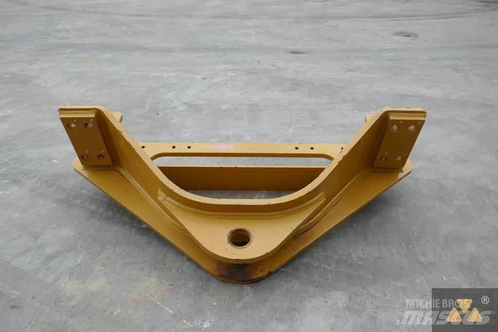 CAT 140M3 Drawbar Transport - Autres