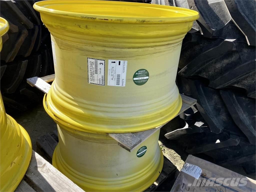 John Deere 23x38 Pneus, roues et jantes