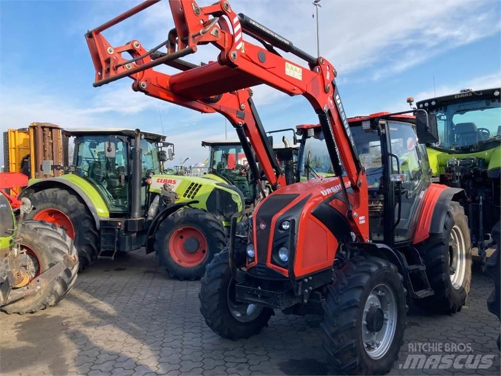 Ursus C-380 Tracteur