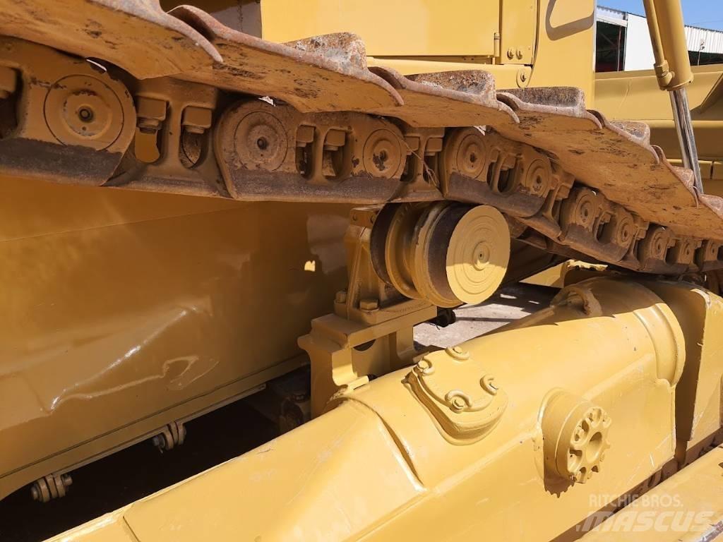 CAT D 6 R XL III Bouteurs sur chenilles