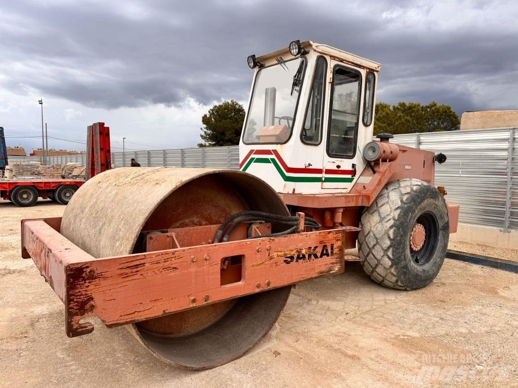 Sakai SV 500 D Compacteur de sol