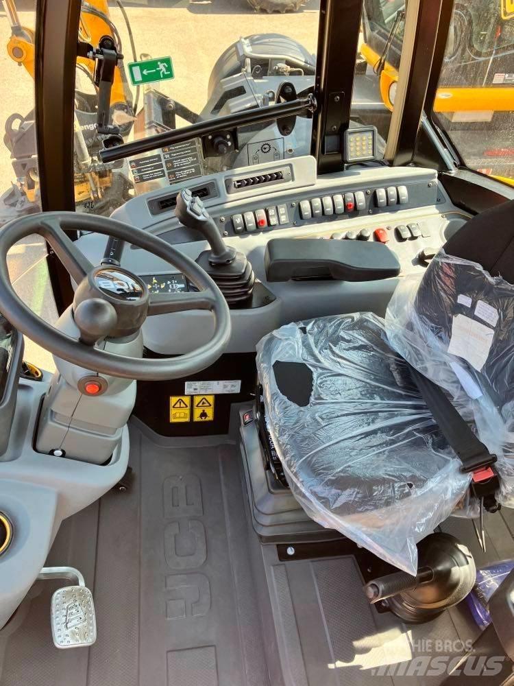 JCB 409 STAGE V - AGRI Mini chargeuse