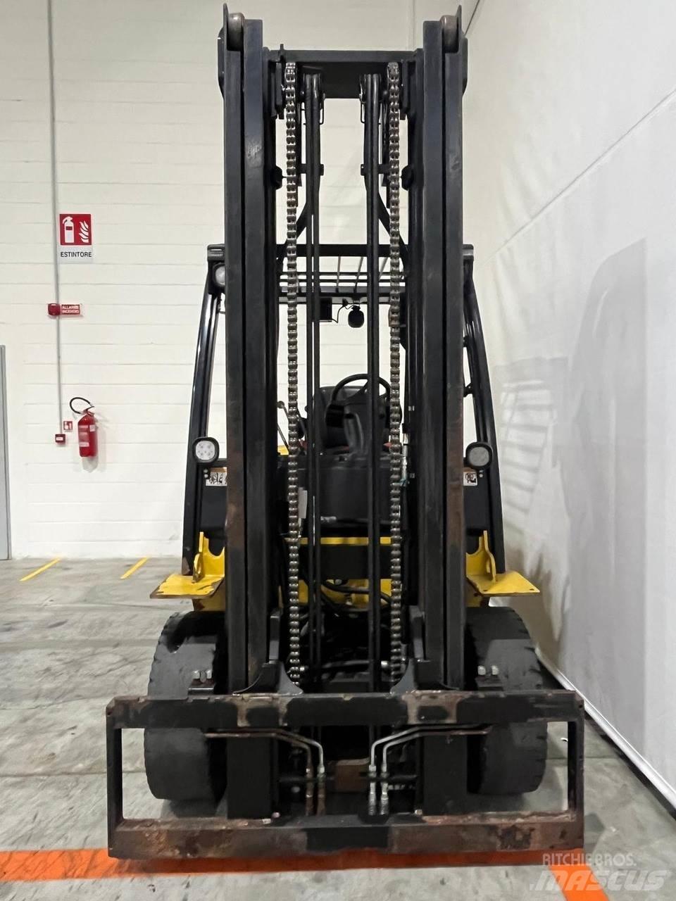 Hyster GDP40VX Chariots diesel