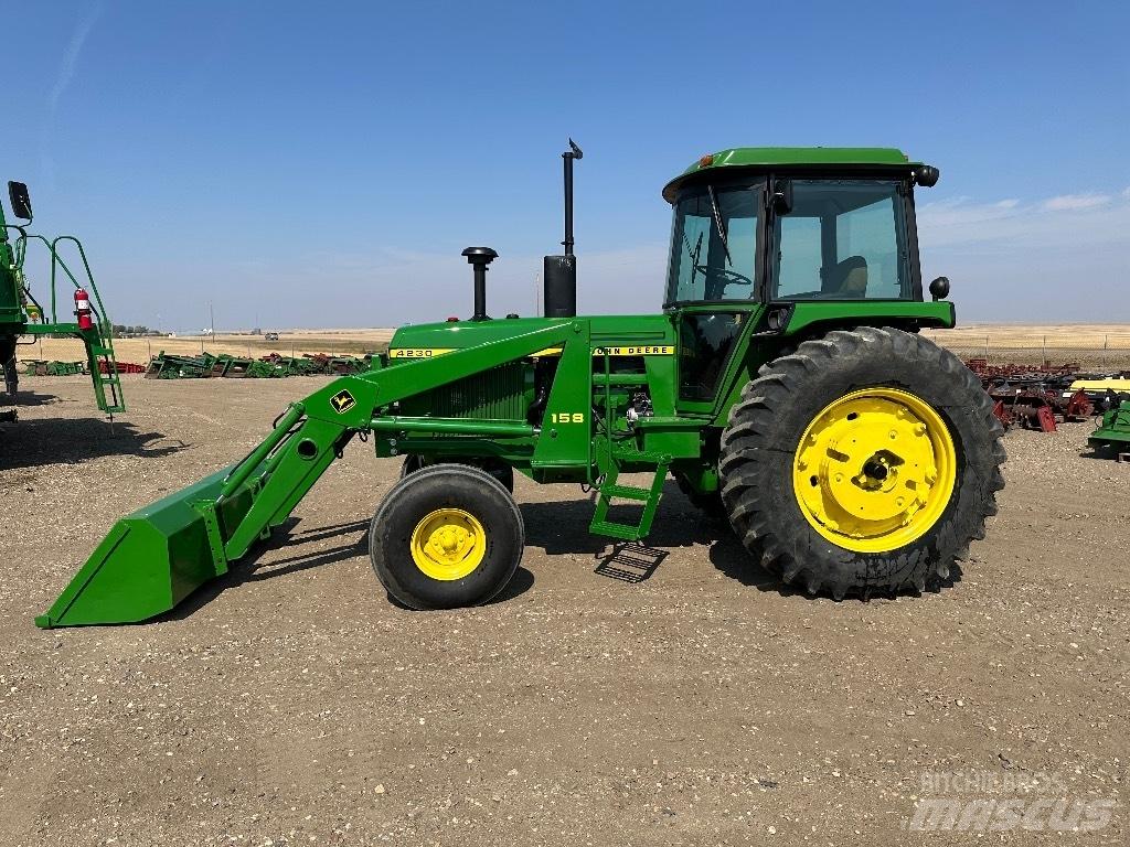 John Deere 4230 Tracteur