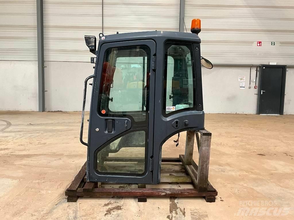 Kubota U 48-4 / U 55-4 Cabine