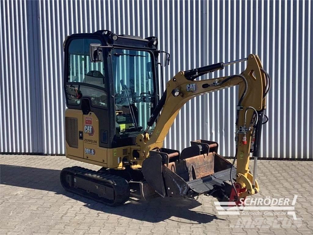 CAT 301.6 Pelle sur pneus