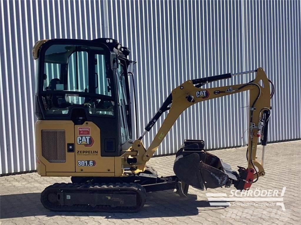 CAT 301.6 Pelle sur pneus
