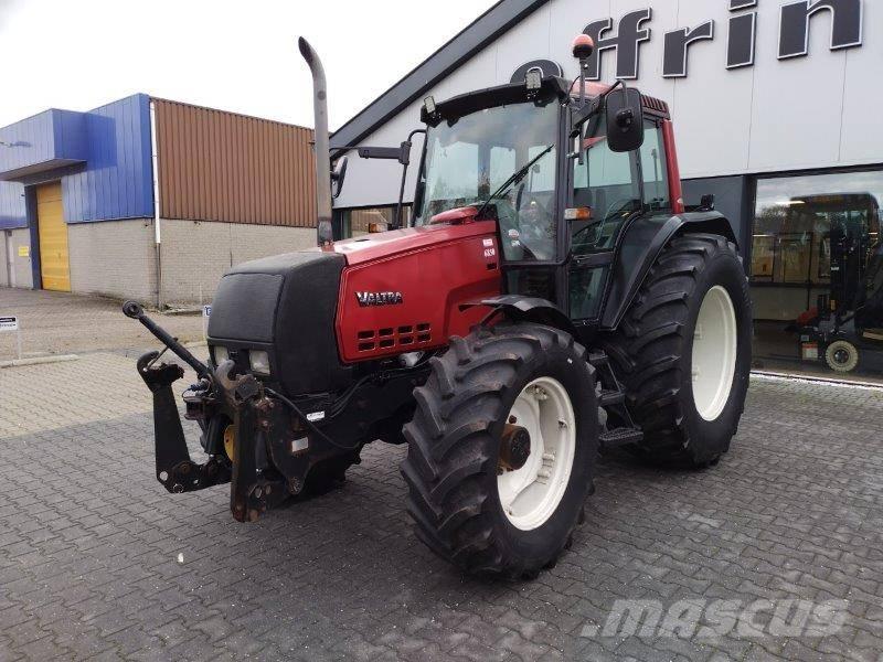 Valtra 6850 Tracteur